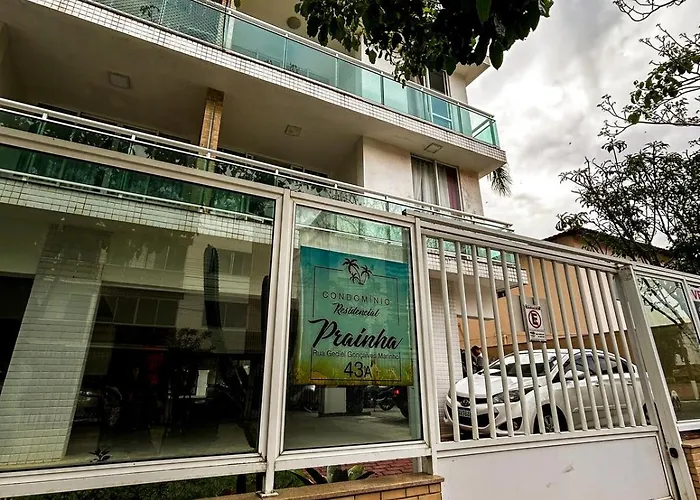 Março a 20 metros da Prainha Consulte